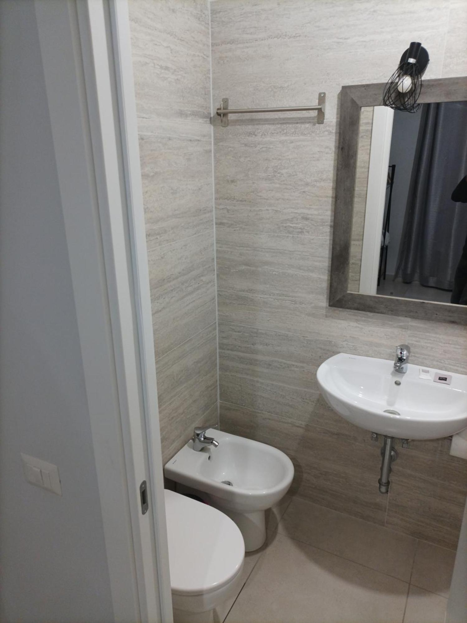 Angi Home Roma Dış mekan fotoğraf