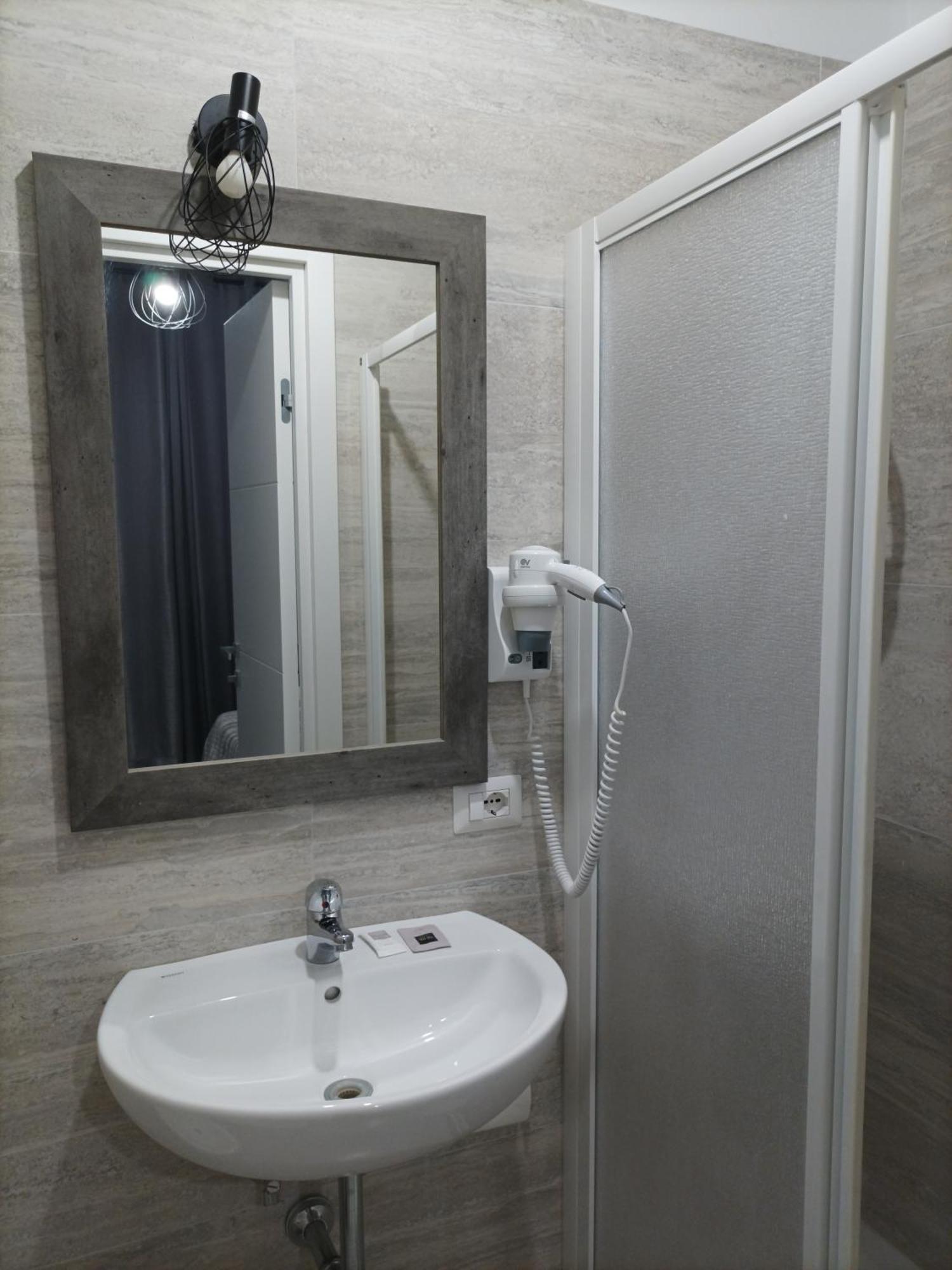 Angi Home Roma Dış mekan fotoğraf