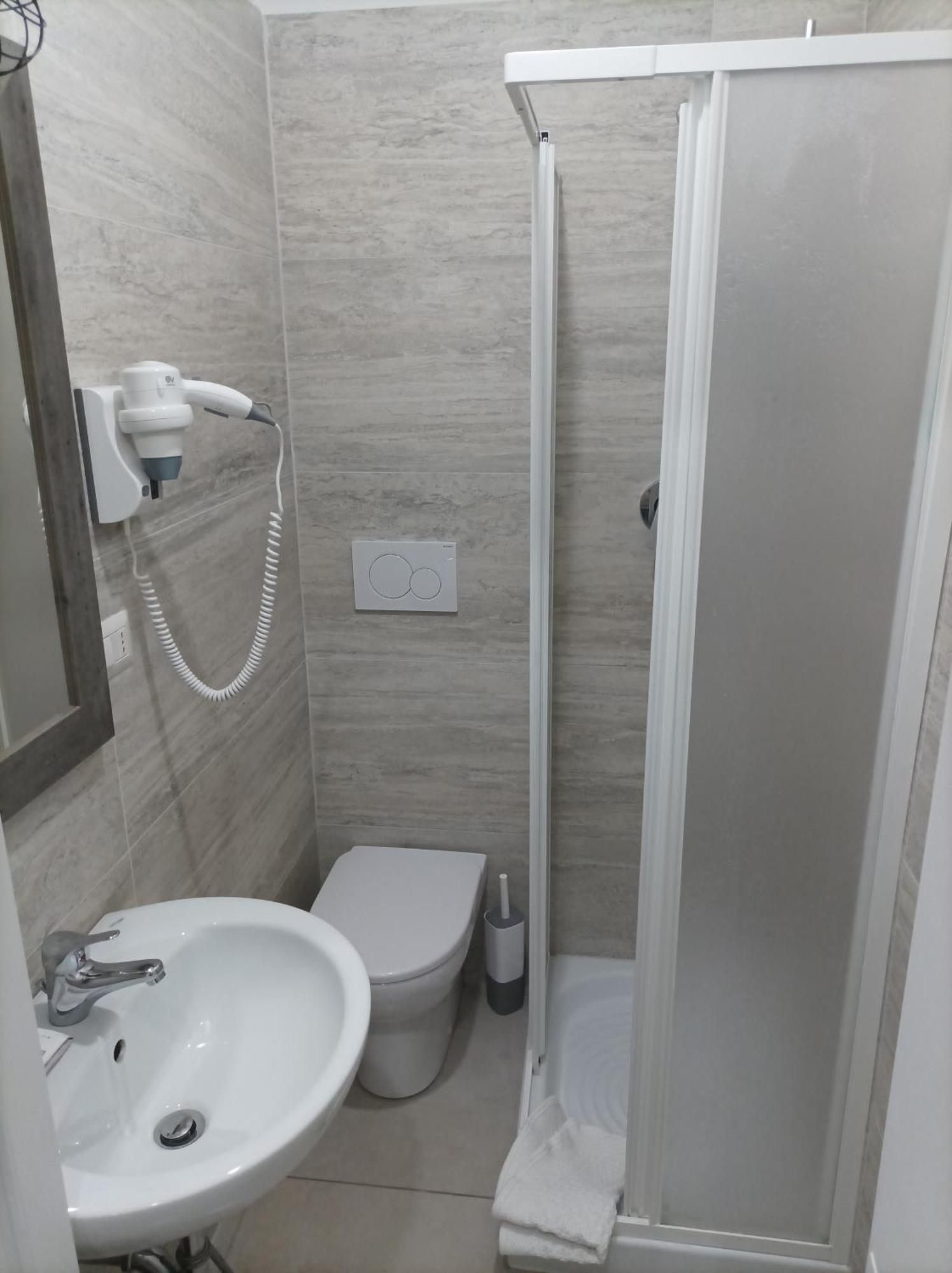Angi Home Roma Dış mekan fotoğraf
